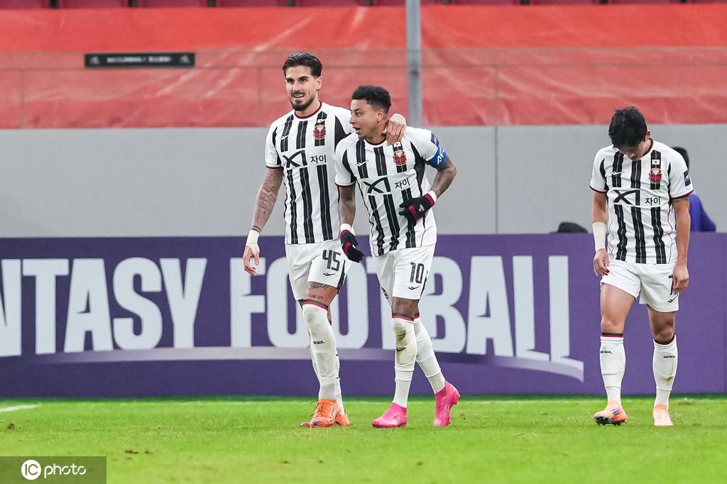 继续垫底<strong></p>
<p>波卡币价格</strong>!亚冠-林皇2射1传维塔尔世界波 海港主场1-3首尔