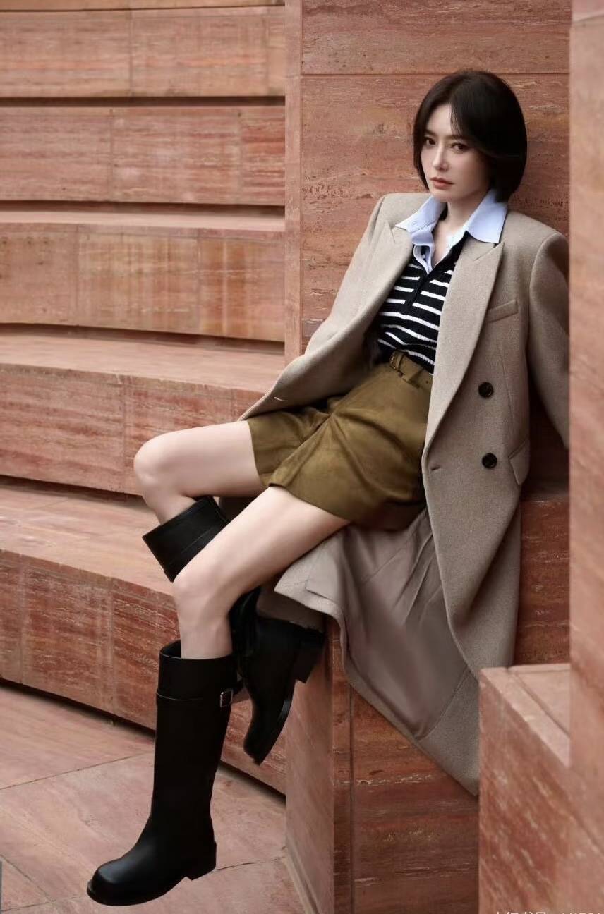 巩俐、梅姨、高圆圆...Power女性冬天少不了一件驼色大衣<strong></p>
<p>币安币价格</strong>!