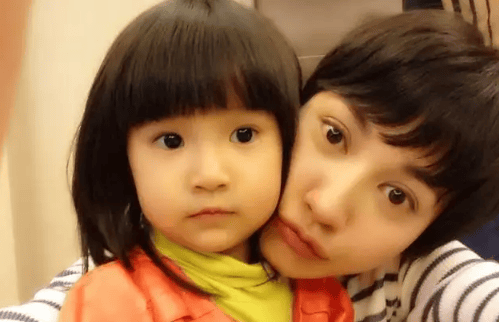 考古|杨雪女儿为妈妈拍站姐图<strong></p>
<p>ADA价格</strong>,颜值重现“江玉燕”,最美反派还是个宝藏女神!