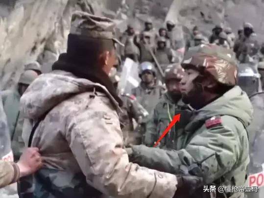 第一个扑向祁团长的印军黄种人面孔<strong></p>
<p>BCH价格</strong>，他到底是什么人？