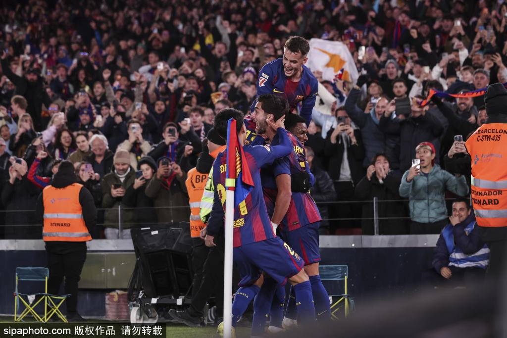 巴萨天才中场回归！383天伤病煎熬后<strong></p>
<p>比特现金价格</strong>，贝尔纳尔重现最佳状态