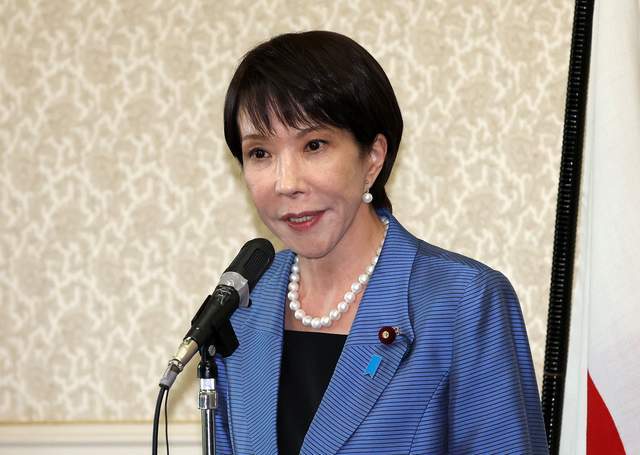 硬扛33天后,高市把自己逼入新绝境:事关台海,我爱怎么说怎么说