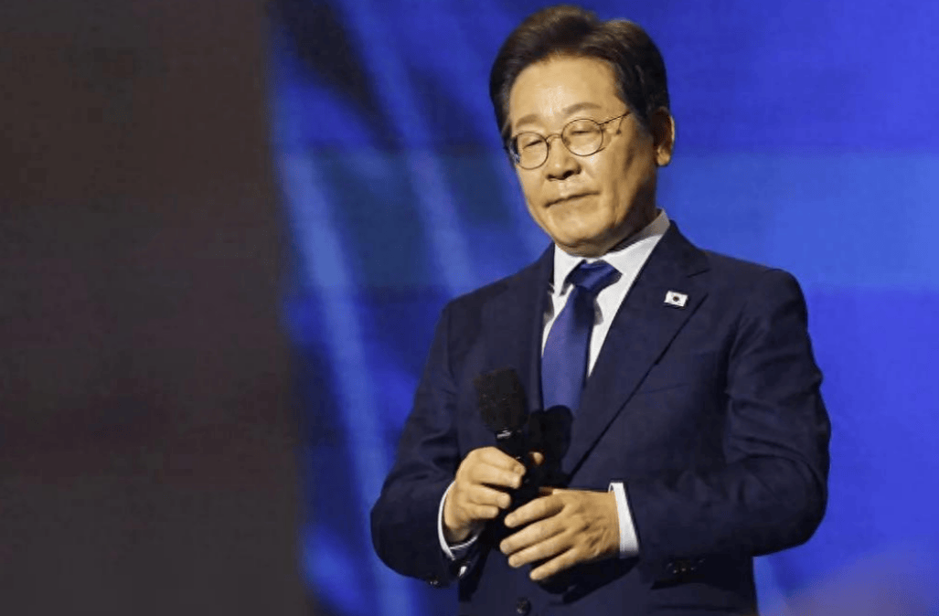 李在明终于明白,曾经劝和中日的建议,在中方眼中是多么可笑!