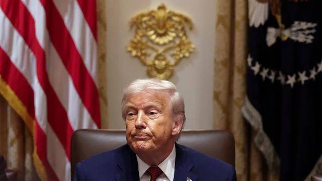 美国想和中俄印日组建C5<strong></p>
<p>比特币价格</strong>,梅德韦杰夫:给了欧洲一记响亮的耳光