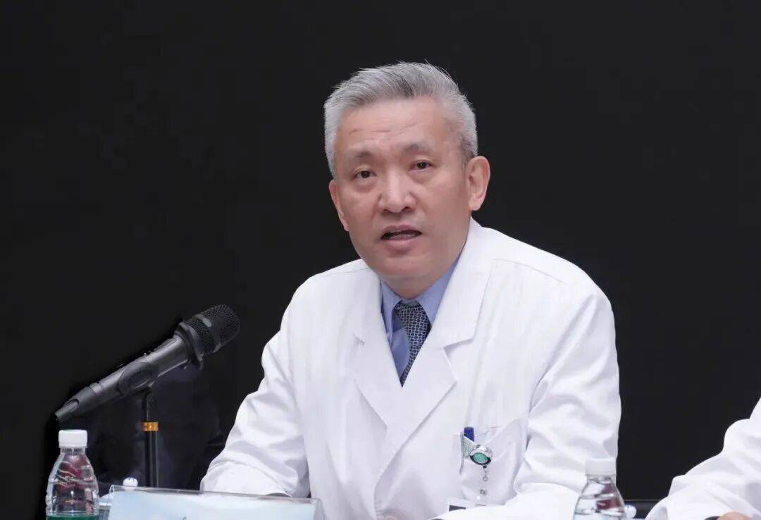 北京市委市政府决定:袁进、张罗职务调整