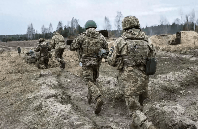 “红军城”的乌军主力成功大撤退<strong></p>
<p>比特币价格</strong>,俄军胜利了,但剧本又没演好