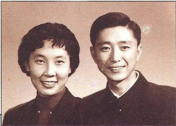 钟瑞去世<strong></p>
<p>IPFS价格</strong>!宋世雄永别爱妻!