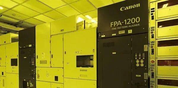 1.4nm制程<strong></p>
<p>虚拟货币交易</strong>！纳米压印技术突破