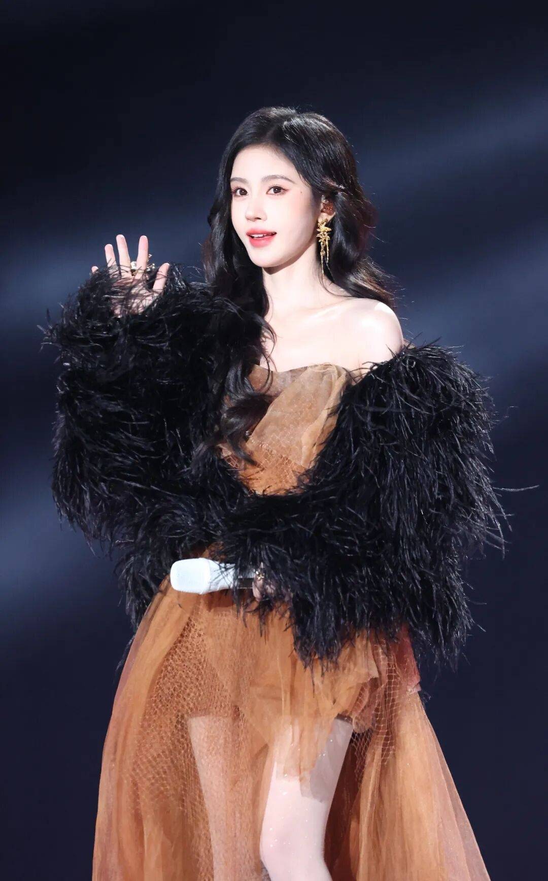 丝芭传媒称鞠婧祎多次编造谎言<strong></p>
<p>虚拟货币平台</strong>,“涉嫌严重经济犯罪”,将择日全网公开实名举报