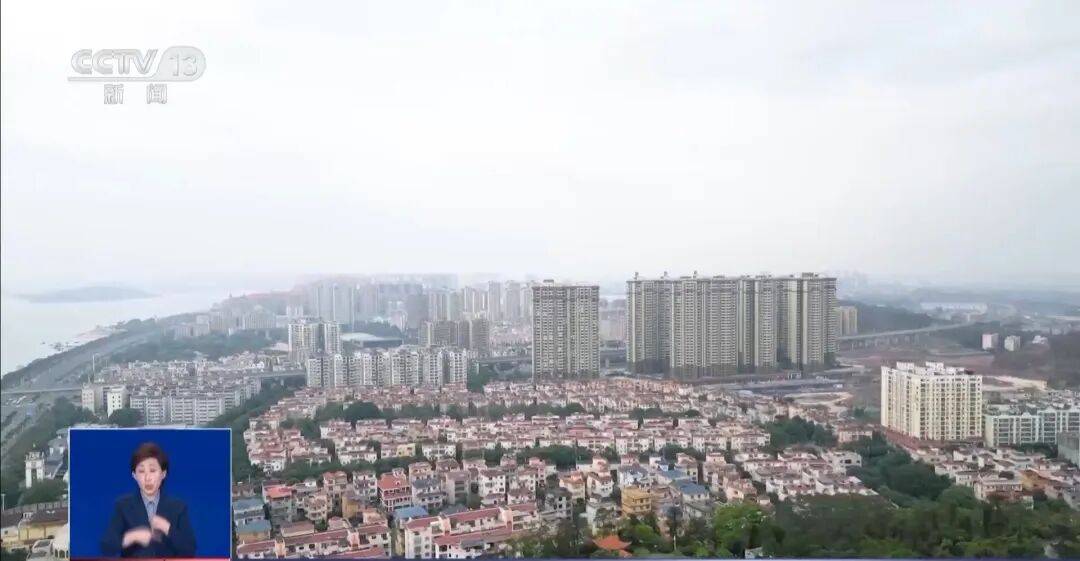 央视披露:男子在网吧厕所墙上看到“高薪日结5000-20000”广告<strong></p>
<p>虚拟货币平台</strong>,即将出境时被警方拦下