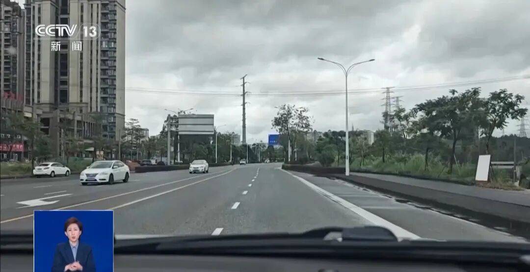 央视披露:男子在网吧厕所墙上看到“高薪日结5000-20000”广告<strong></p>
<p>虚拟货币平台</strong>,即将出境时被警方拦下