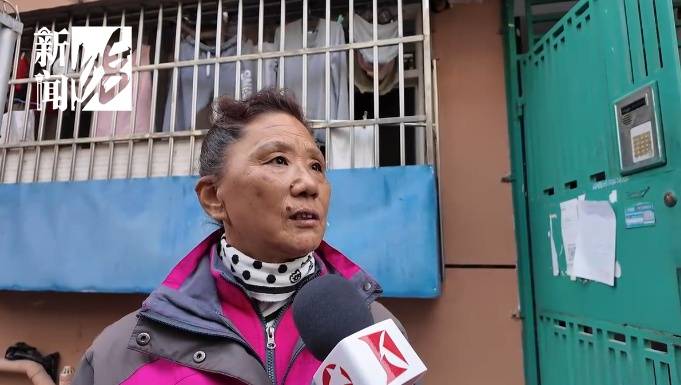 日日惊恐<strong></p>
<p>虚拟货币交易平台</strong>！上海夫妻持斧逐户砍砸邻居家门！居民：多年噩梦...