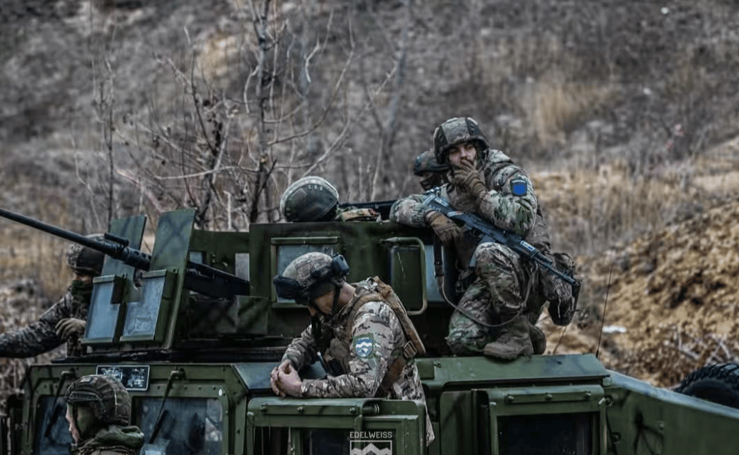 俄军正把乌军吊起来炸<strong></p>
<p>虚拟货币挖矿</strong>，俄方报仇零时差，一名"北约关键上校"阵亡！